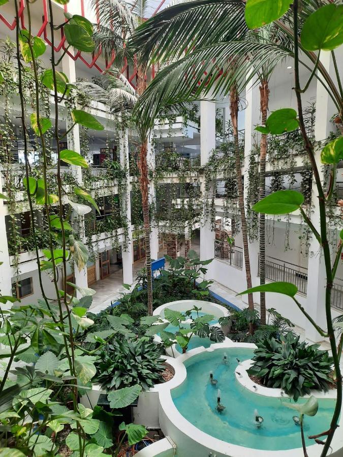 Apartamentos Benalbeach ベナルマデナ エクステリア 写真