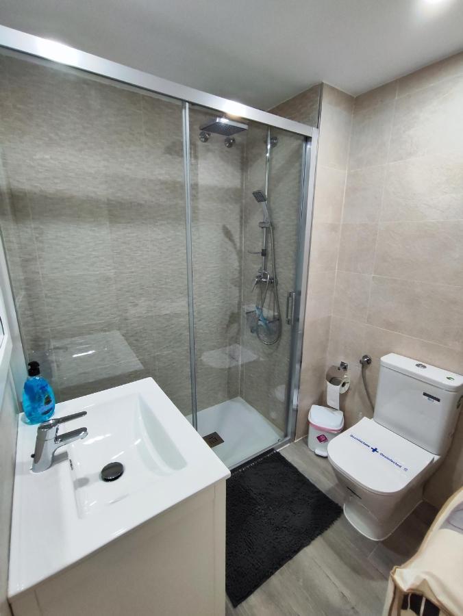 Apartamentos Benalbeach ベナルマデナ エクステリア 写真