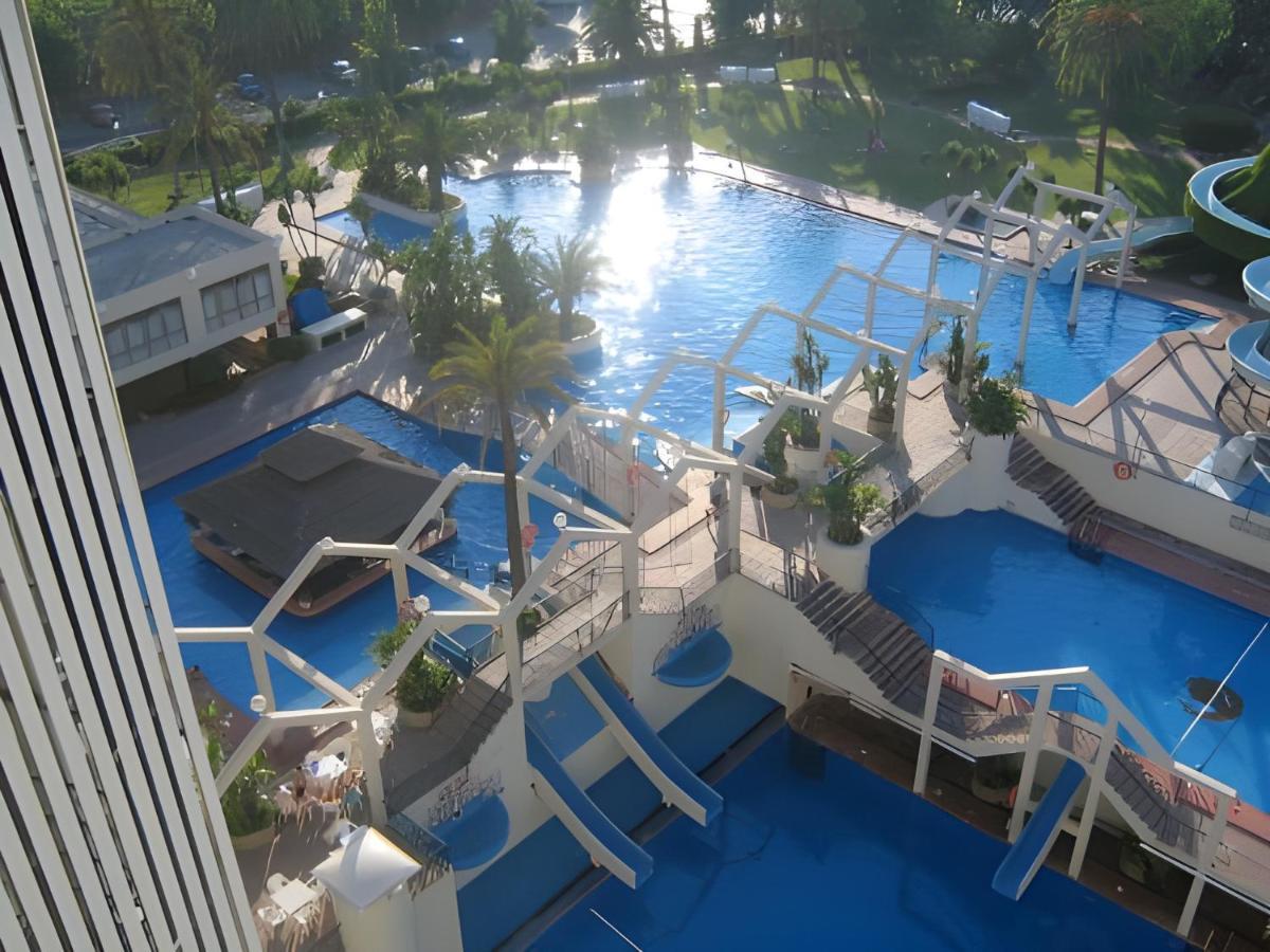 Apartamentos Benalbeach ベナルマデナ エクステリア 写真